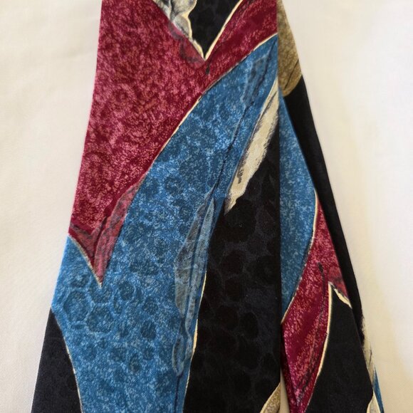 Vintage Jacobson's Silk Tie Blue, Red, Black & Tan Abstract Geometric Design - Picture 3 of 7